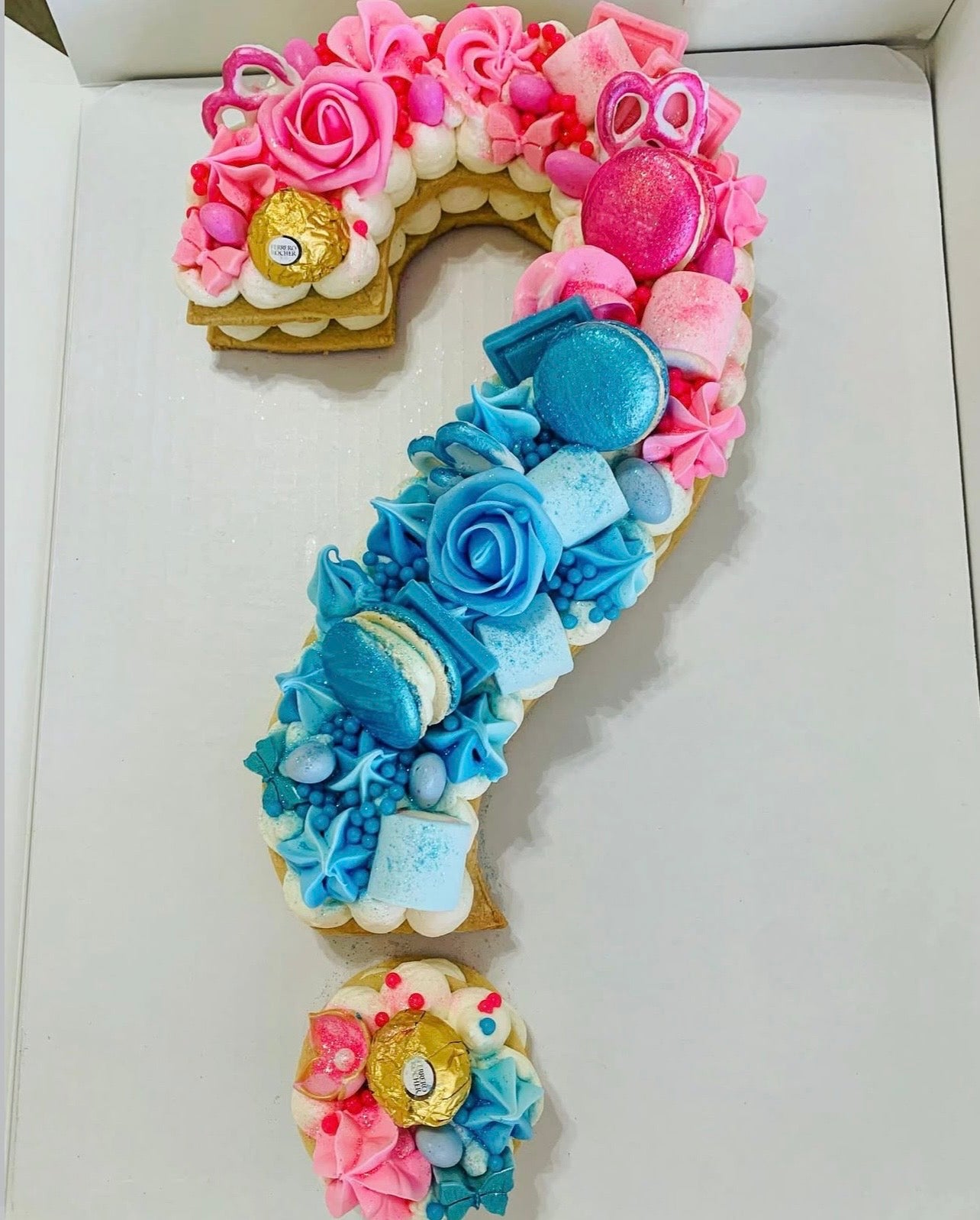 Custom Cakes